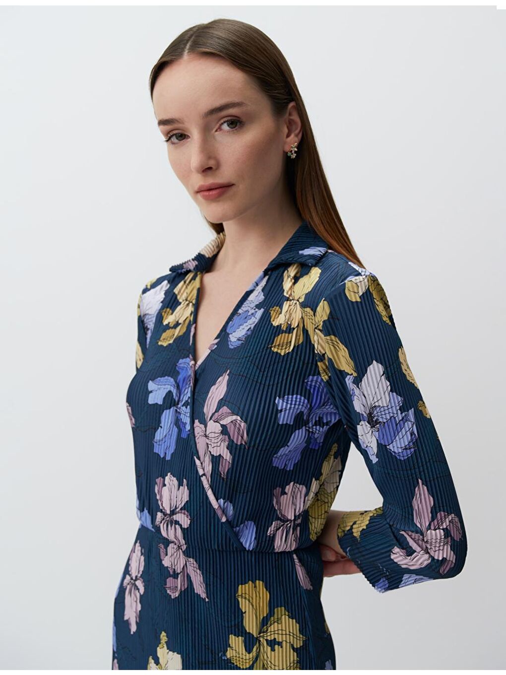 Lacivert Truvakar Kol Desenli Piliseli Midi Elbise-4