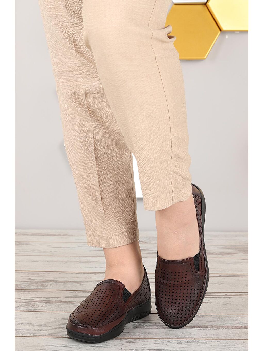 Bordo Rahat Konfor Özel Topuk Jeli Anne Günlük Ayakkabı Y14-1-1