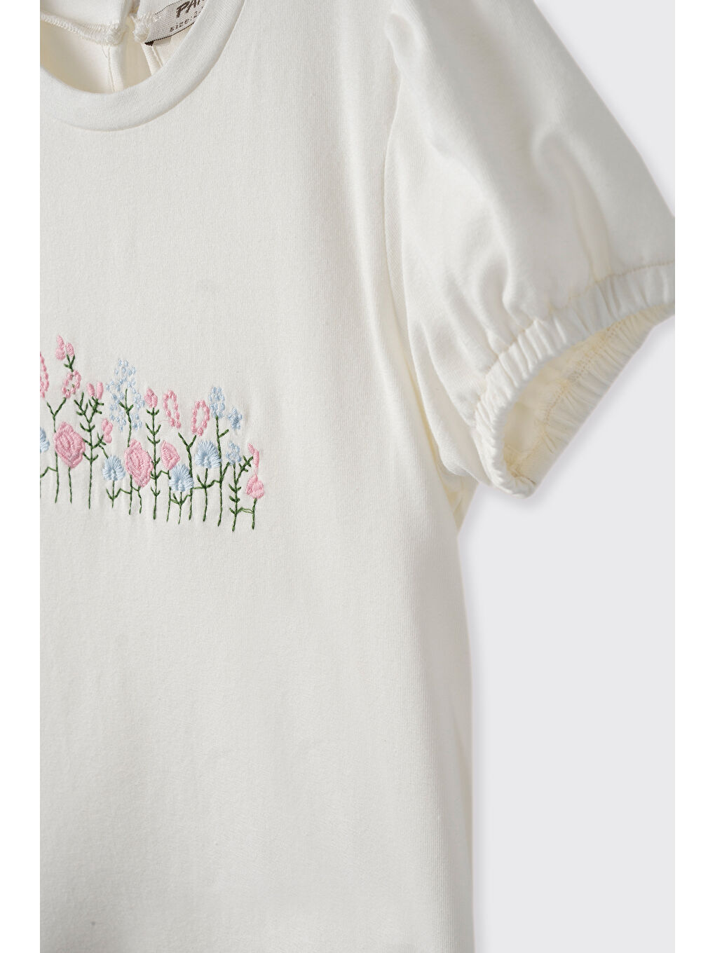 Kız Bebek Nakış Detaylı Ekru Tişört-2