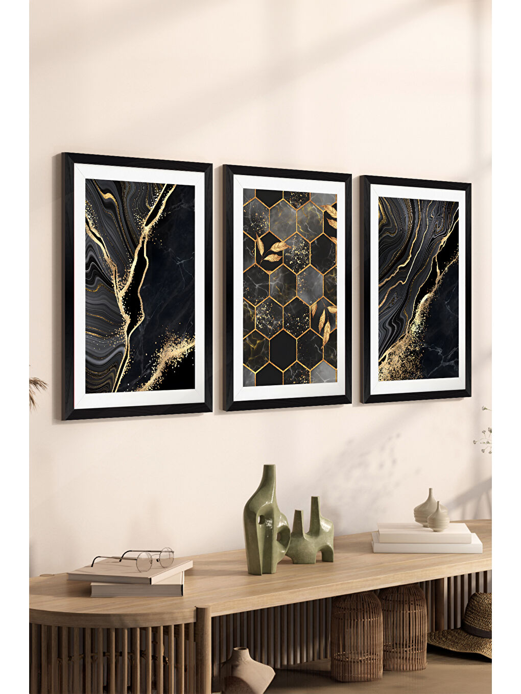 Beyaz 3 Parça Siyah Çerçeve Görünümlü MDF Poster Tablo Seti - Set 38 - ERSY3DSYHSET38-3348