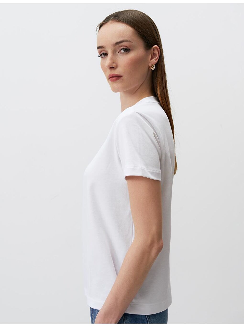 Beyaz Basic Bisiklet Yaka Kısa Kollu Tişört-3