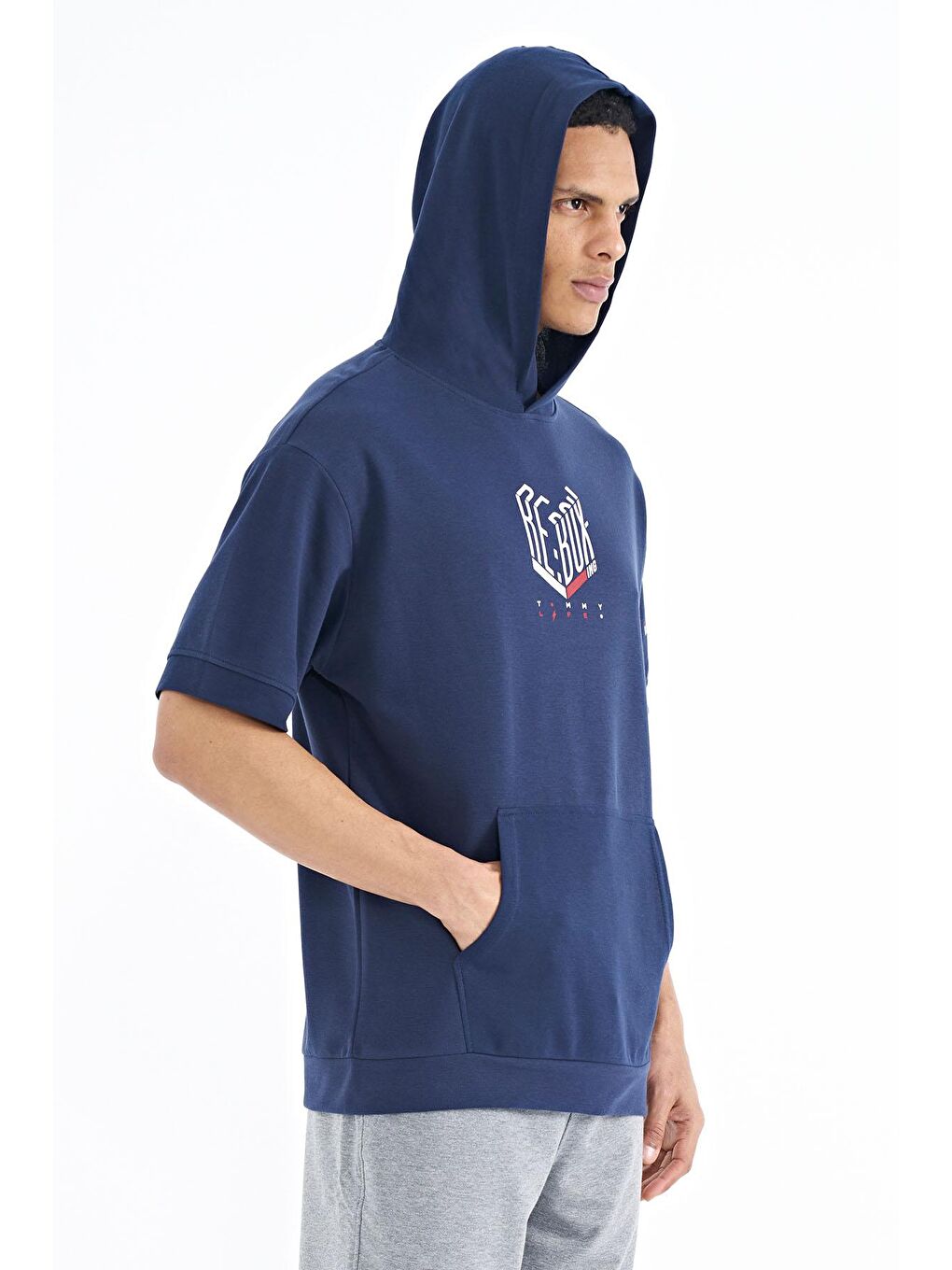 İndigo Kol ve Ön Baskılı Kapüşonlu Oversize Erkek Tişört - 88194-4