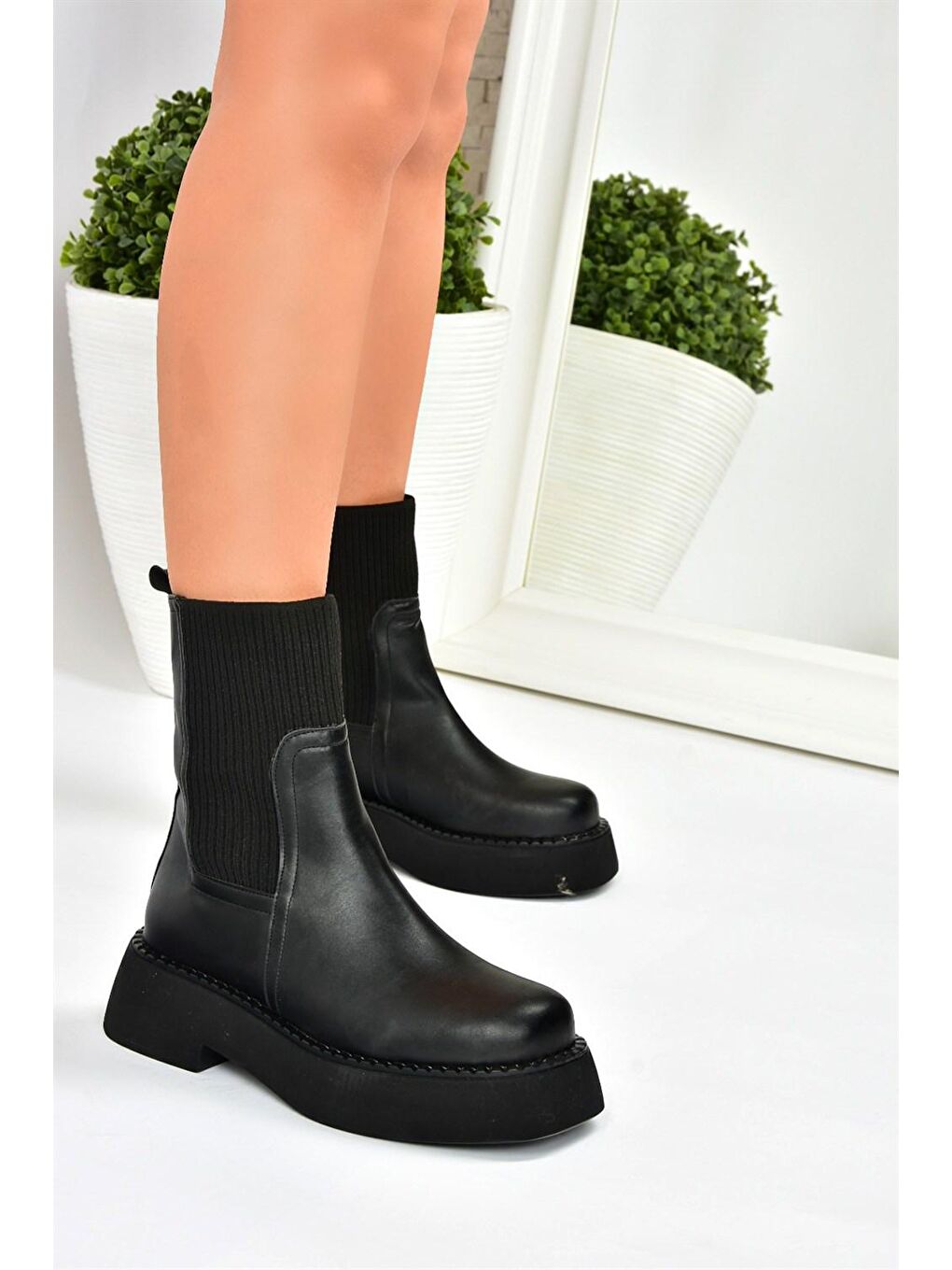L6101302 Siyah Kadın Bot-2