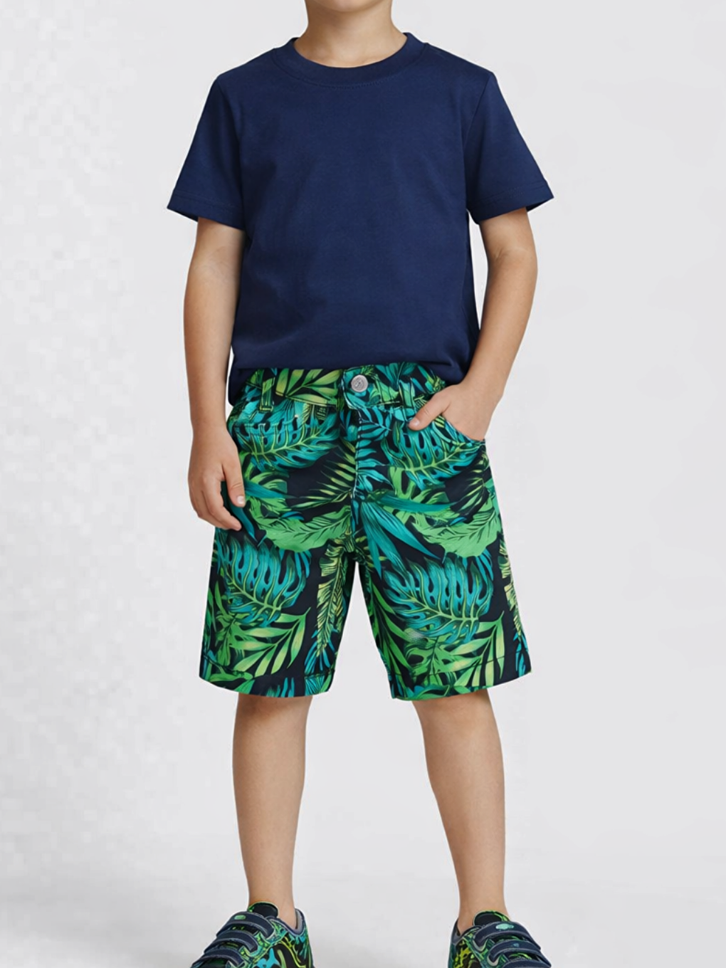 Siyah Yaprak Desenli 5 Cepli Gabardin Hawaii Erkek Çocuk Uzun Şort