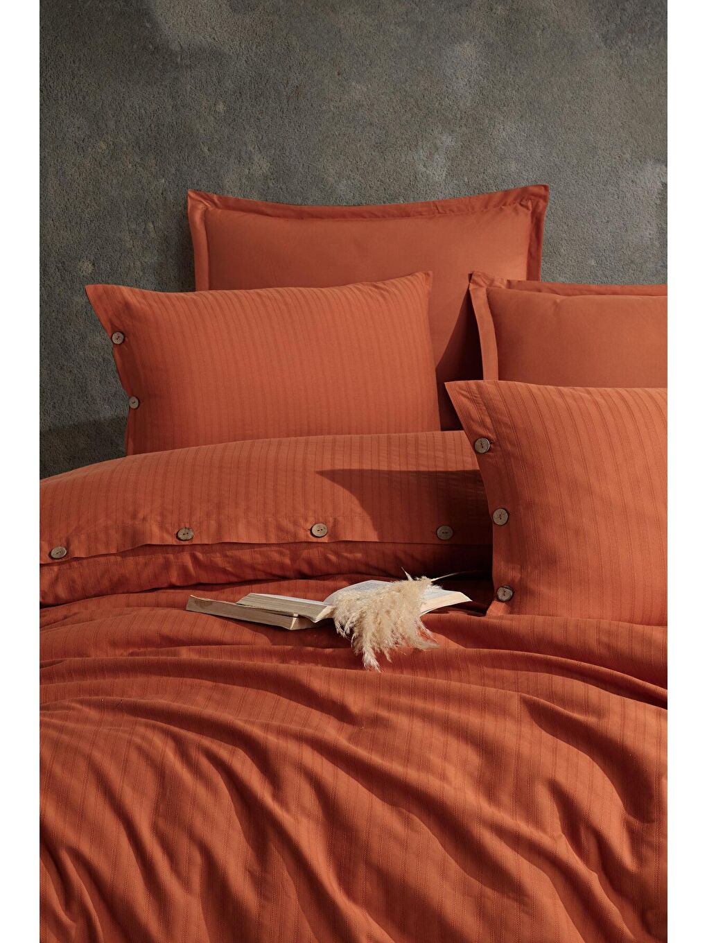 Kahverengi %100 Pamuk Tek Kişilik Düğmeli Nevresim Seti Arsida Kiremit