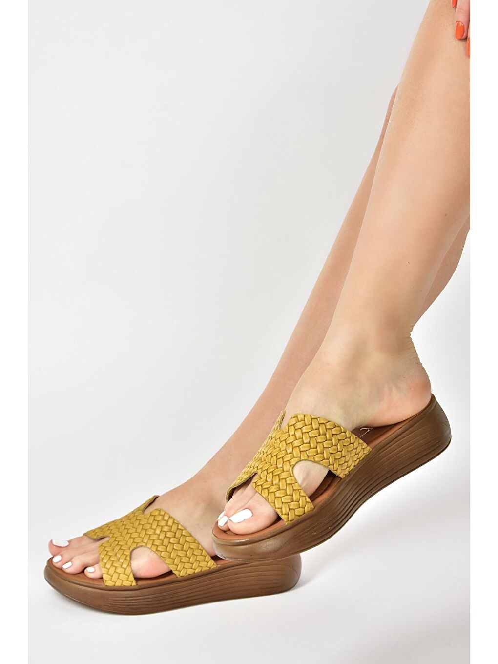 M291049803 Sarı Kadın Terlik-1