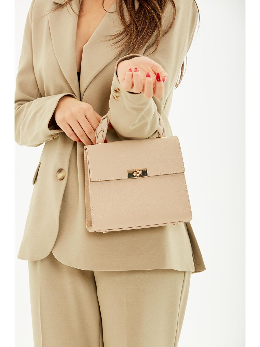 Bej Nena Örgü Saplı Kadın Çanta