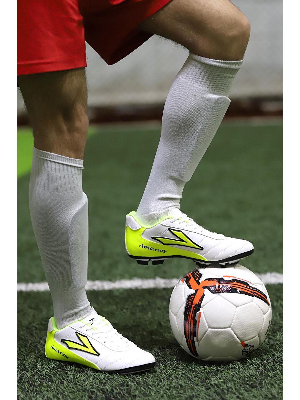 Beyaz Amanos Erkek Krampon Futbol Ayakkabı-1