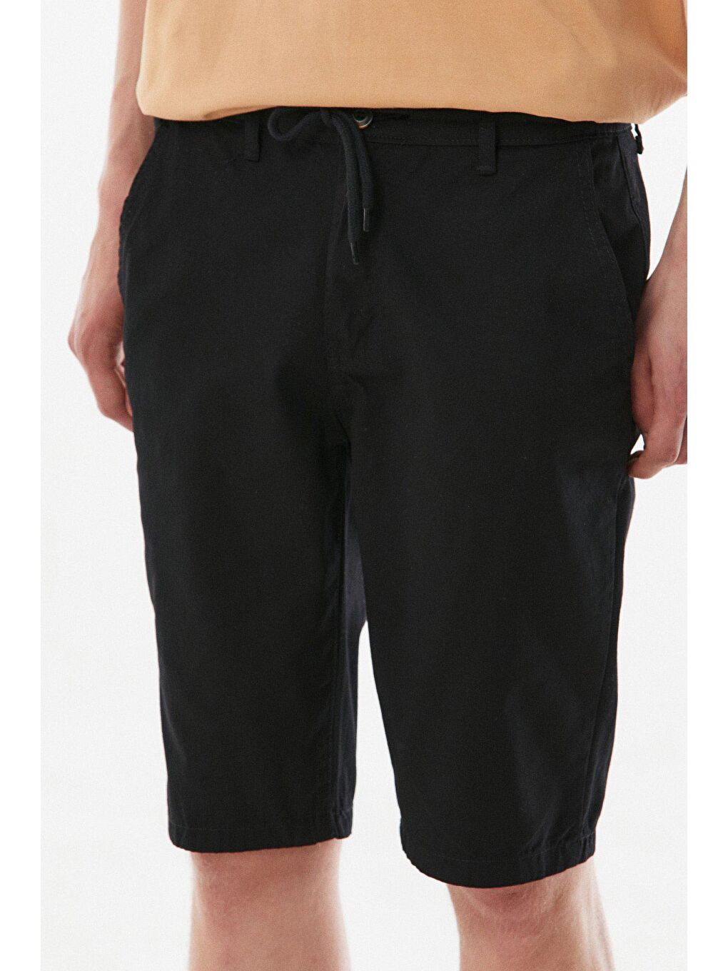 Siyah Gabardin %100 Pamuk Şort-4