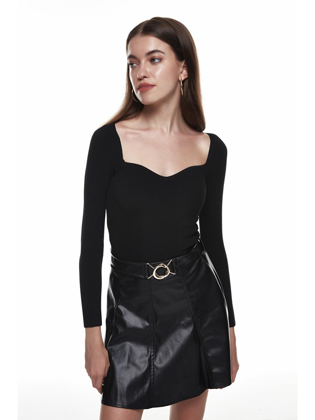 Kemer Detaylı Deri Mini Etek Siyah-3