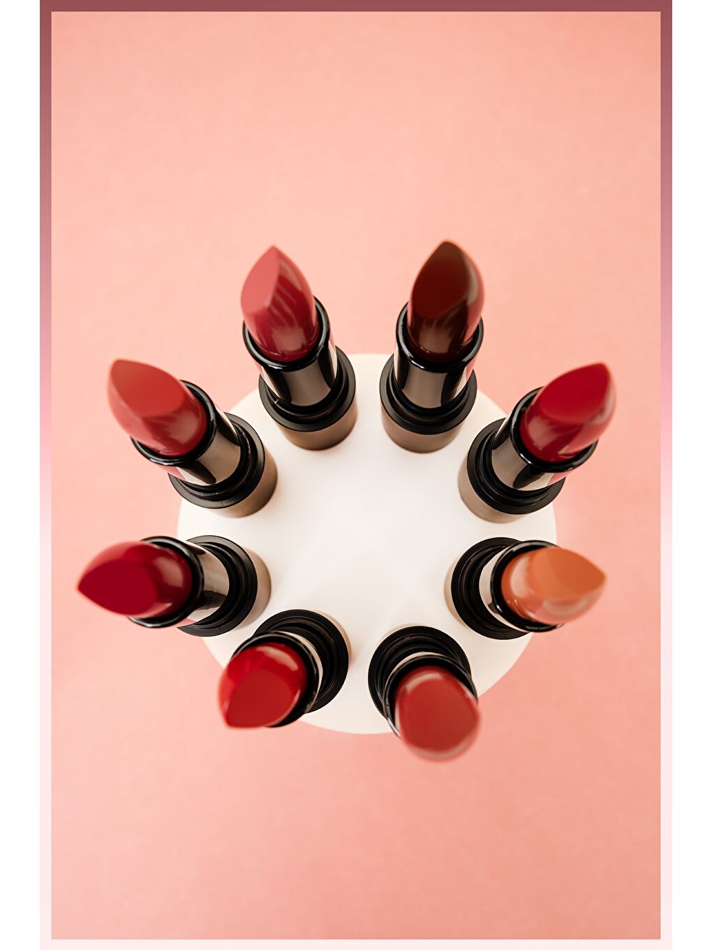 Note Deep Impact Lipstick 08 Sophisticate Burgundy Kremsi Dokulu Yarı Parlak Ruj - Kırmızı-4