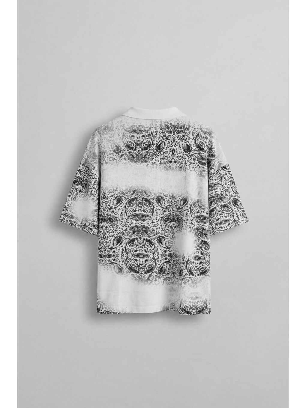 Erkek Polo Yaka Yarım Fermuarlı Baskılı T-Shirt Beyaz-1