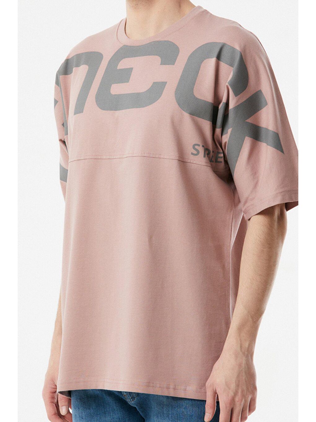 Pembe Baskılı Bisiklet Yaka Oversize Tişört-2