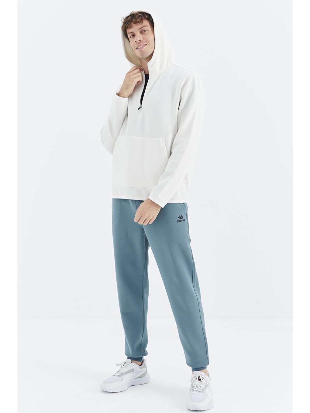 Ekru Kapüşonlu Yarım Fermuarlı Cep Detaylı Rahat Kalıp Erkek Sweatshirt - 88281