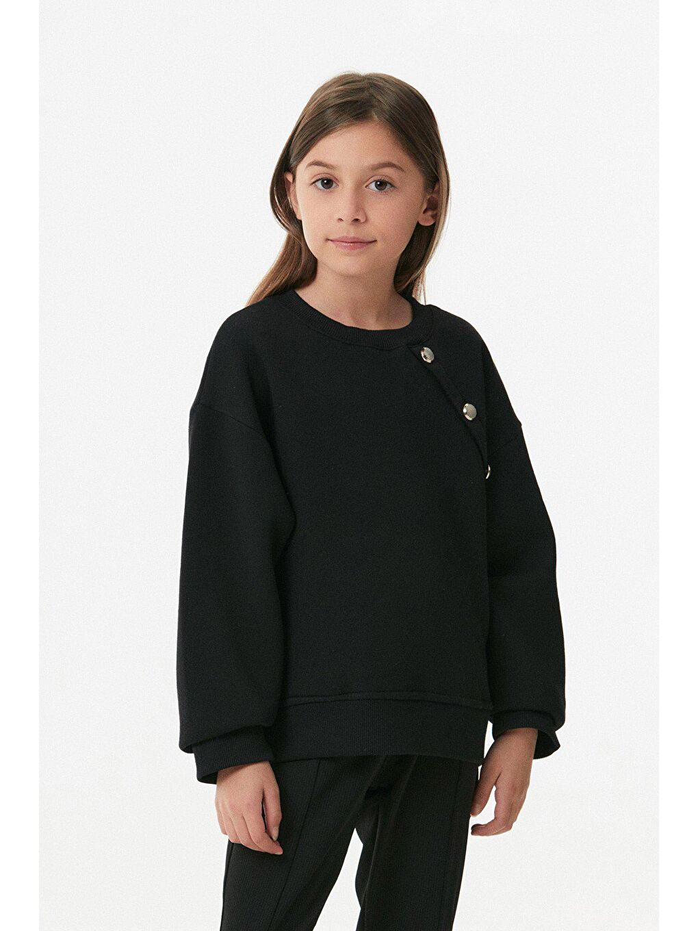 Siyah Düğme Detaylı Bisiklet Yaka Kız Çocuk Sweatshirt-2