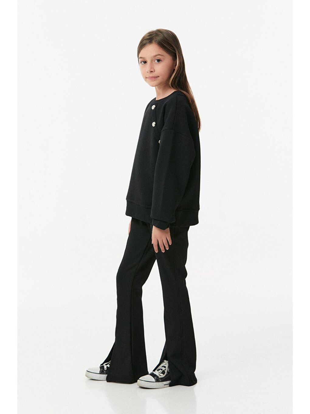 Siyah Düğme Detaylı Bisiklet Yaka Kız Çocuk Sweatshirt-3