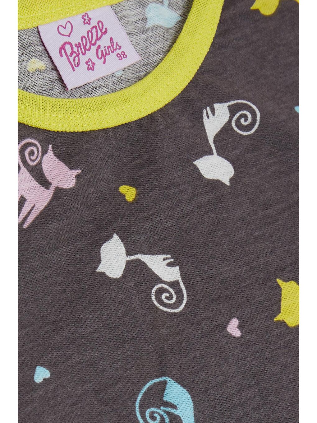 Kız Çocuk Pijama Takımı Renkli Kedicikler Desenli Kahverengi (1-2 Yaş)-4