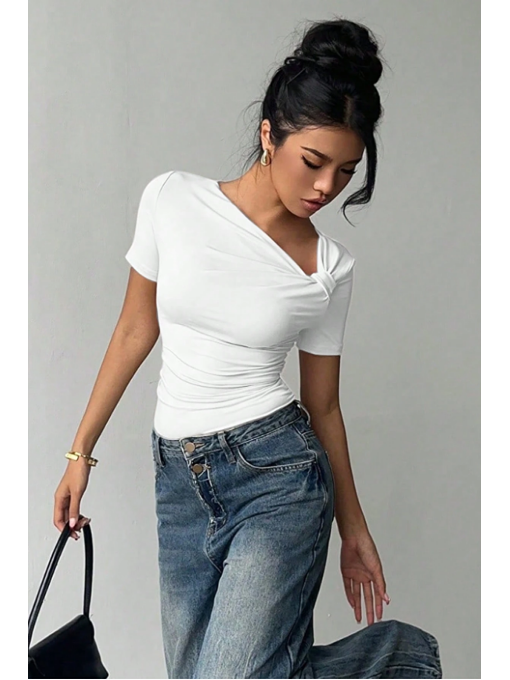 Kadın Beyaz Çapraz Yaka Kısa Kollu Slim Fit Bluz-4