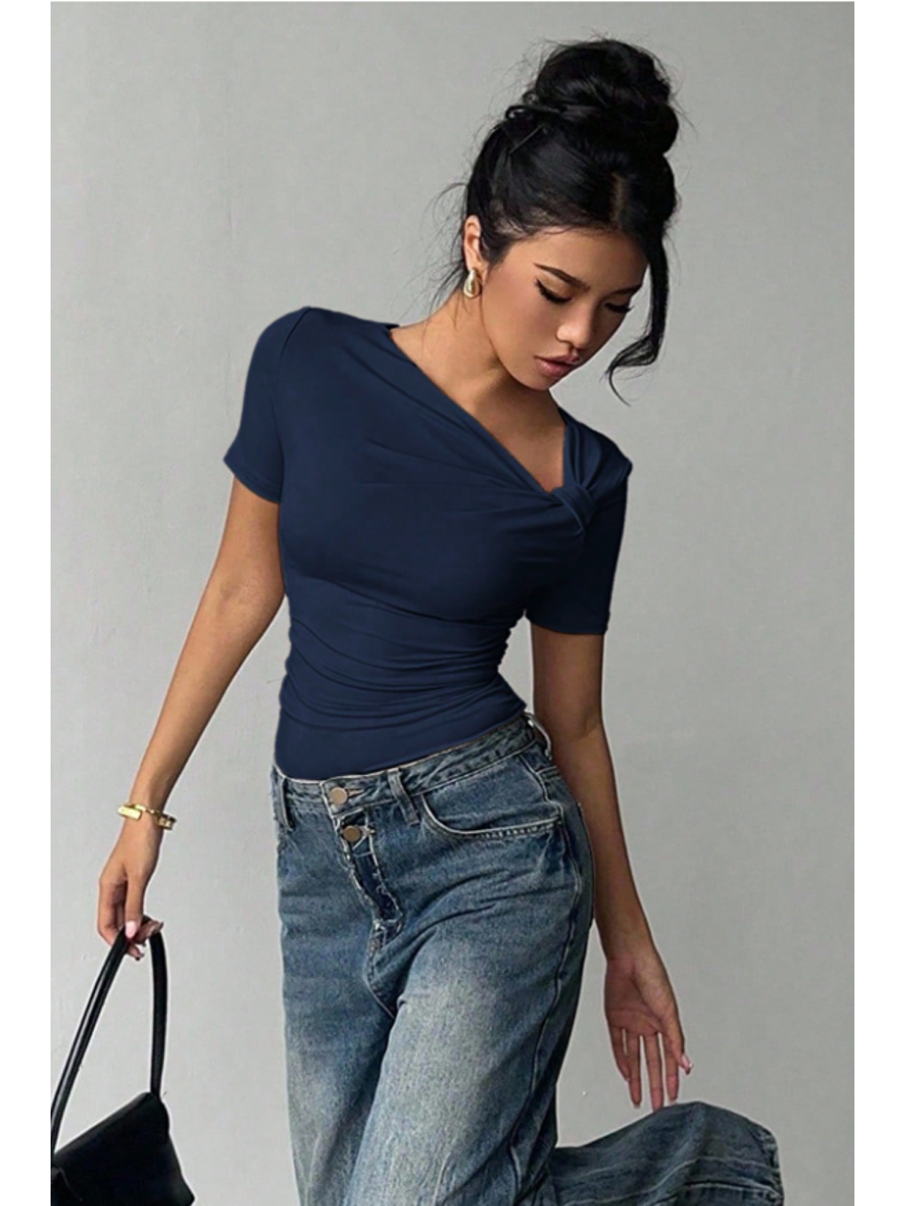 Kadın Lacivert Çapraz Yaka Kısa Kollu Slim Fit Bluz-5