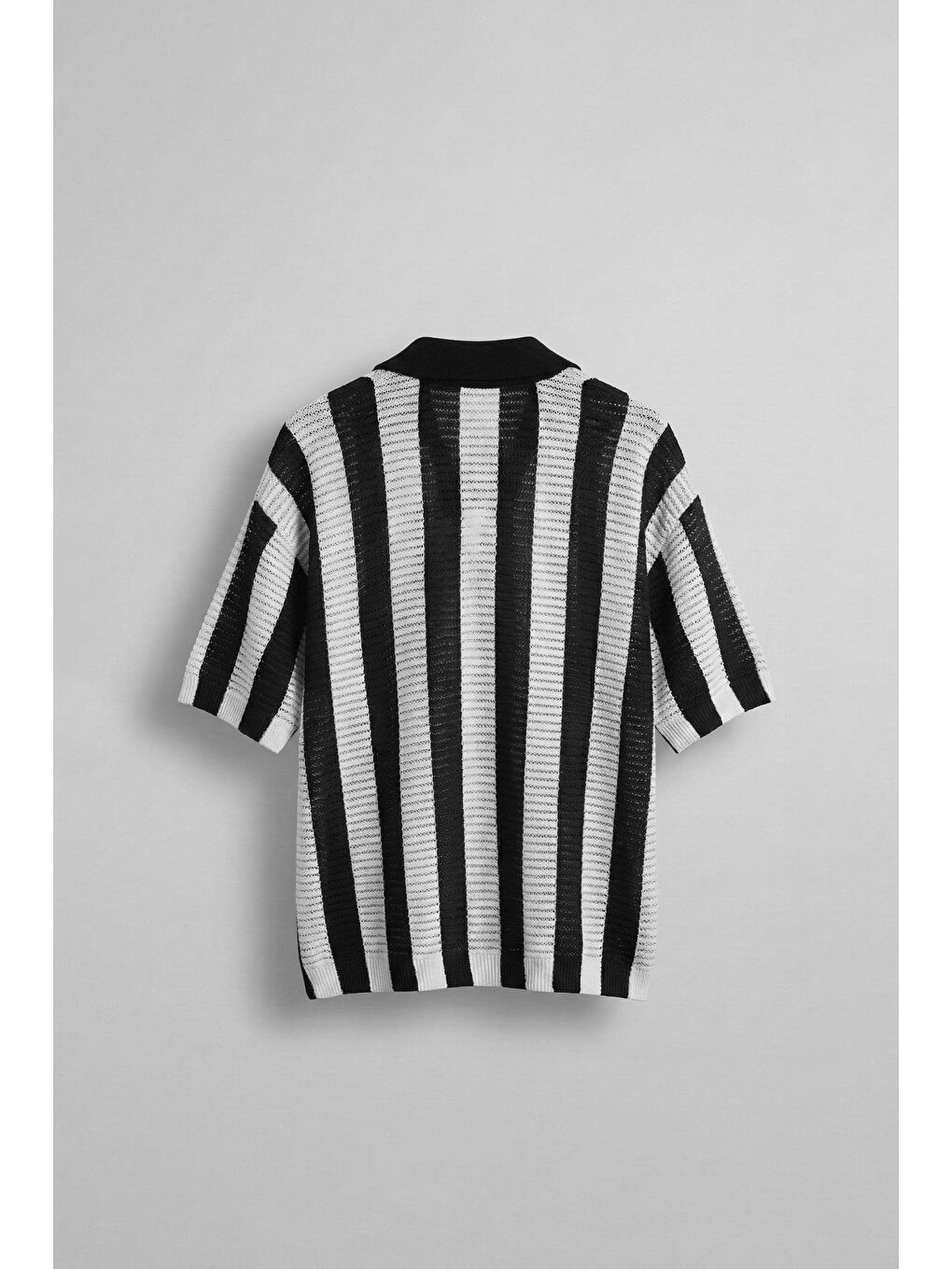 Erkek Oversize Yarım Pat Yaka Fileli Triko T-Shirt Siyah-1