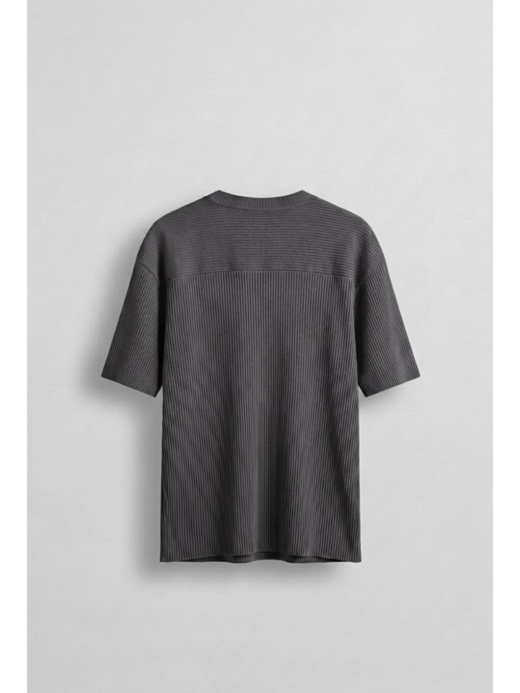 Gri Erkek Oversize Çizgi Desenli Esnek Ve Hafif Rahat Yazlık T-Shirt Füme-1