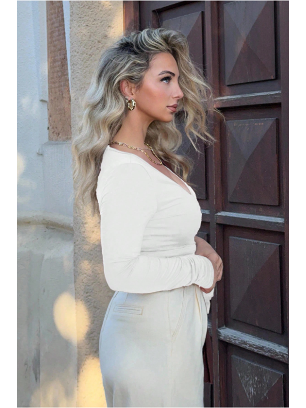 Kadın Beyaz Kruvaze Yaka Uzun Kollu Bağlamalı Slim Fit Bluz-4