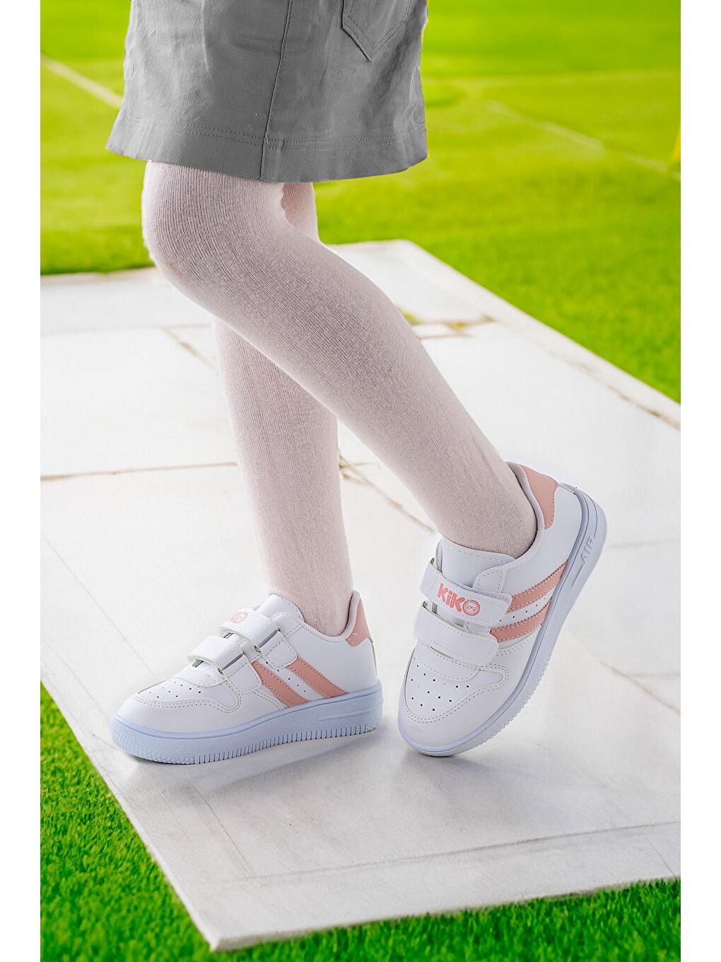 Beyaz 1740 Günlük Cırtlı Kız Çocuk Spor Ayakkabı-1