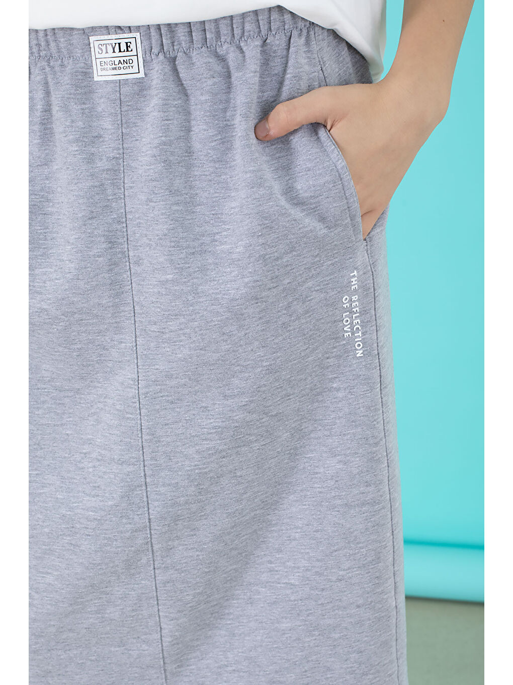 Gri Kız Çocuk Etekli Baskılı Tişörtlü Takım 20506-3