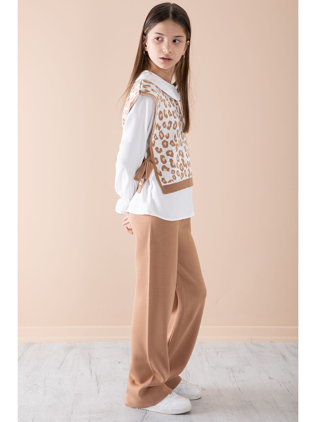 Ekru Krem Süveterli Gömlekli Kız Çocuk Triko Pantolonlu 3lü Takım 20344-1