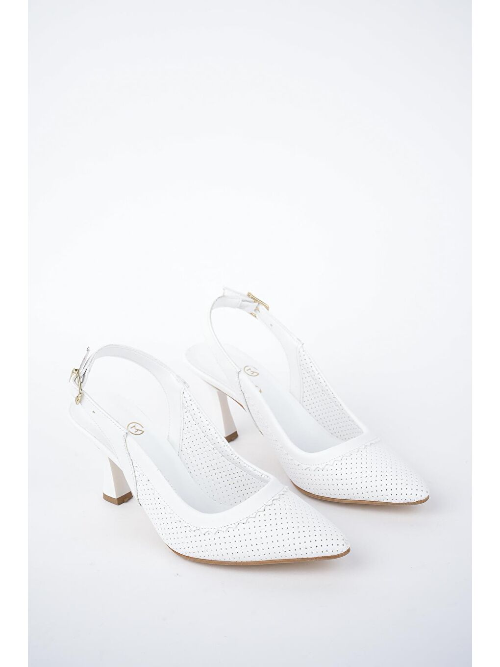 Beyaz Matiz  Kadın Arkası Açık Klasik Günlük Tarz Şık ve Rahat Topuklu Ayakkabı-4