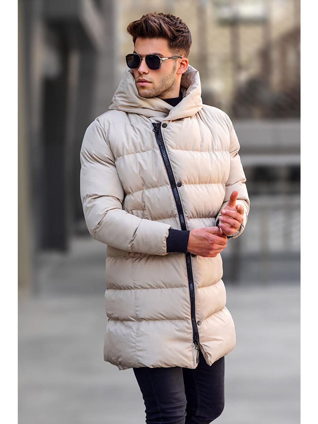 Bej Uzun Yandan Fermuarlı Şişme Mont 5743-2