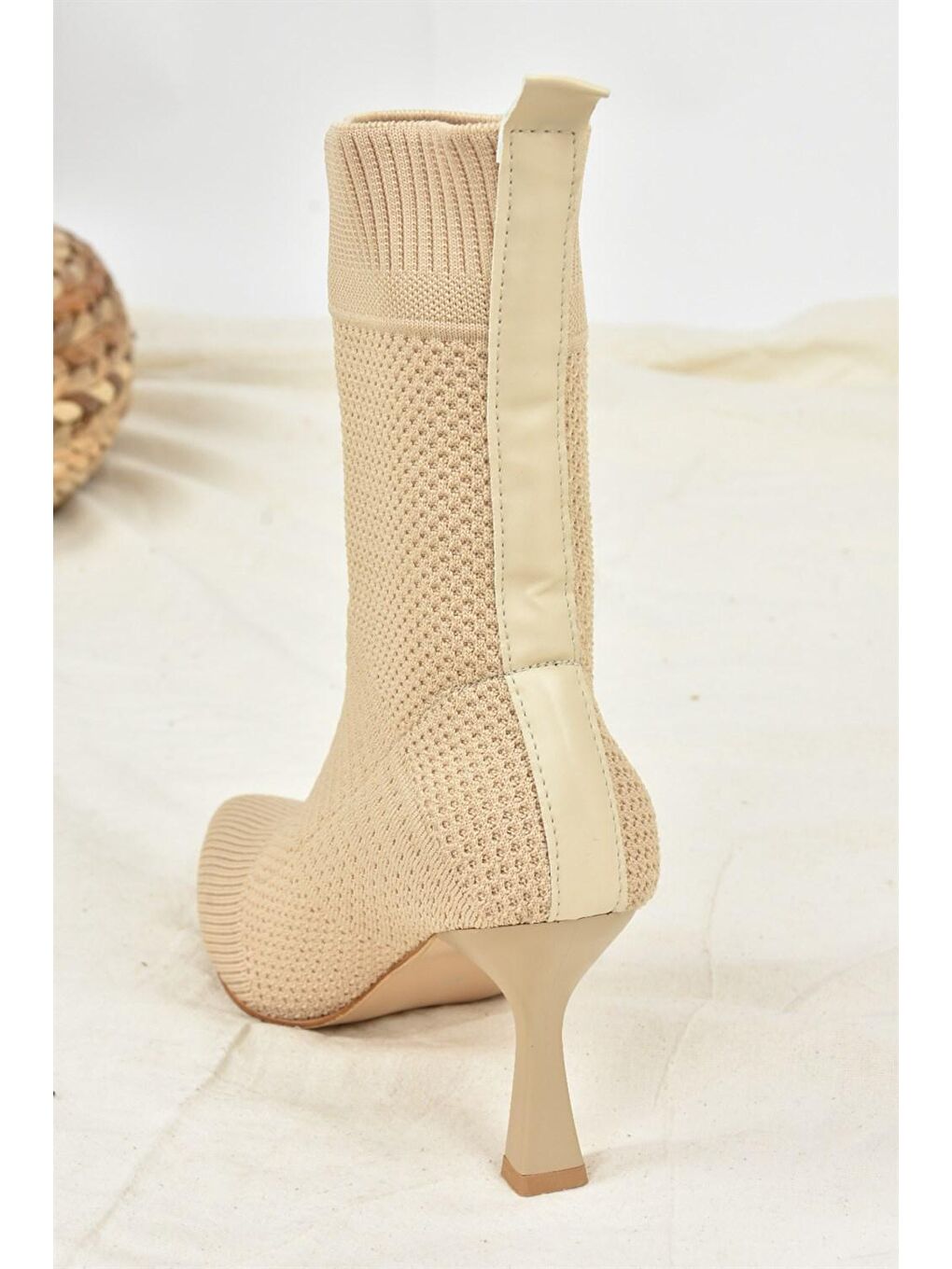 L7995932 Bej Kadın Bot-4