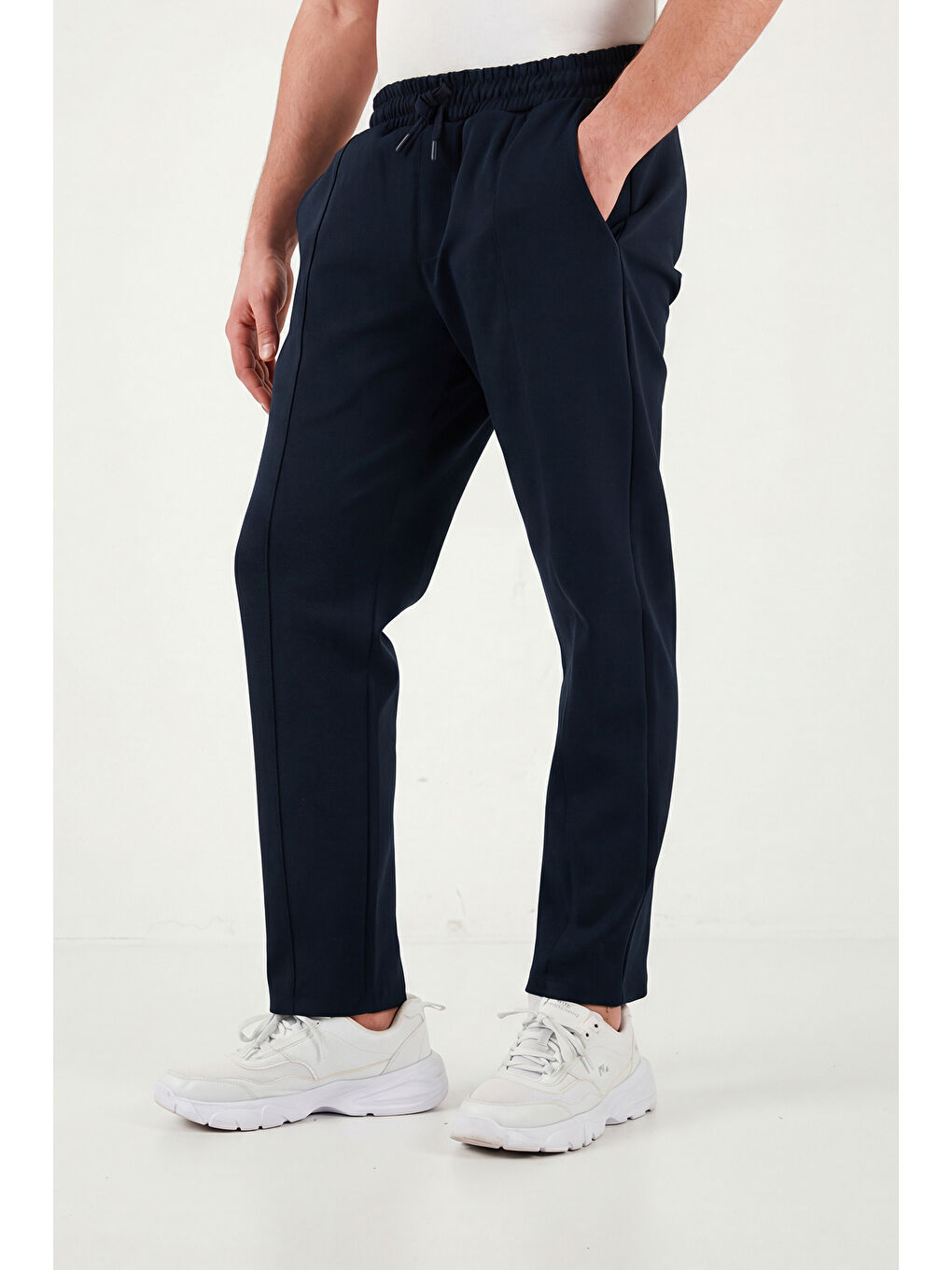 Lacivert Pamuklu Slim Fit Normal Bel Daralan Paça Çimalı Pantolon 5908088-4