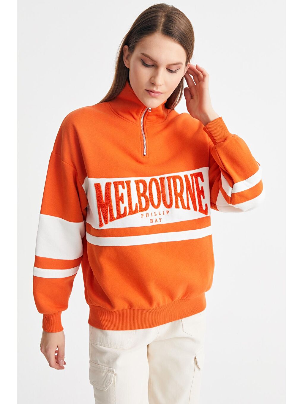 Turuncu Kadın Oranj Melbourne Aplike Dik Yaka Yarım Fermuar Sweat