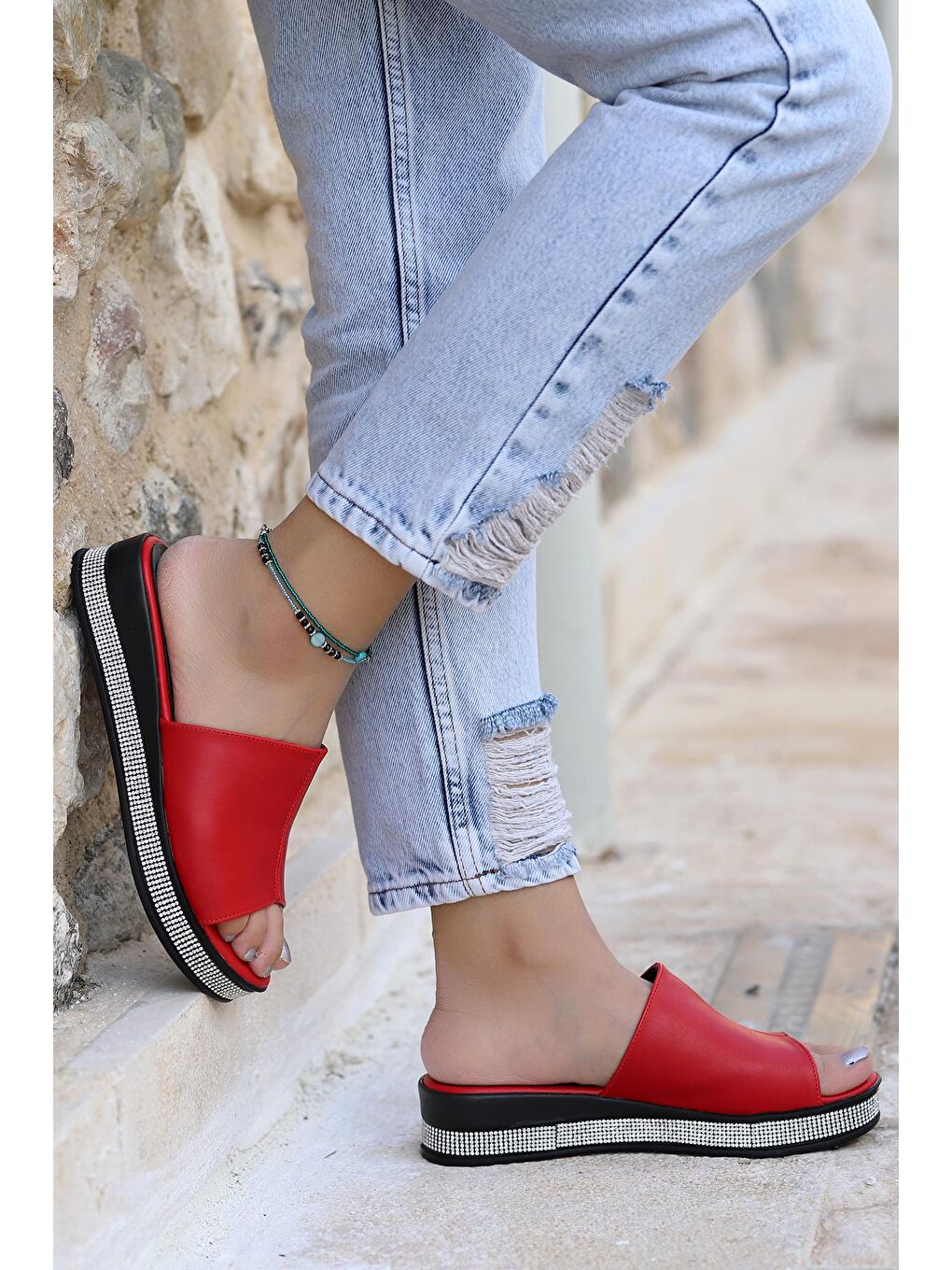 Kırmızı Taşlı Günlük Kadın Terlik Plt 158-1