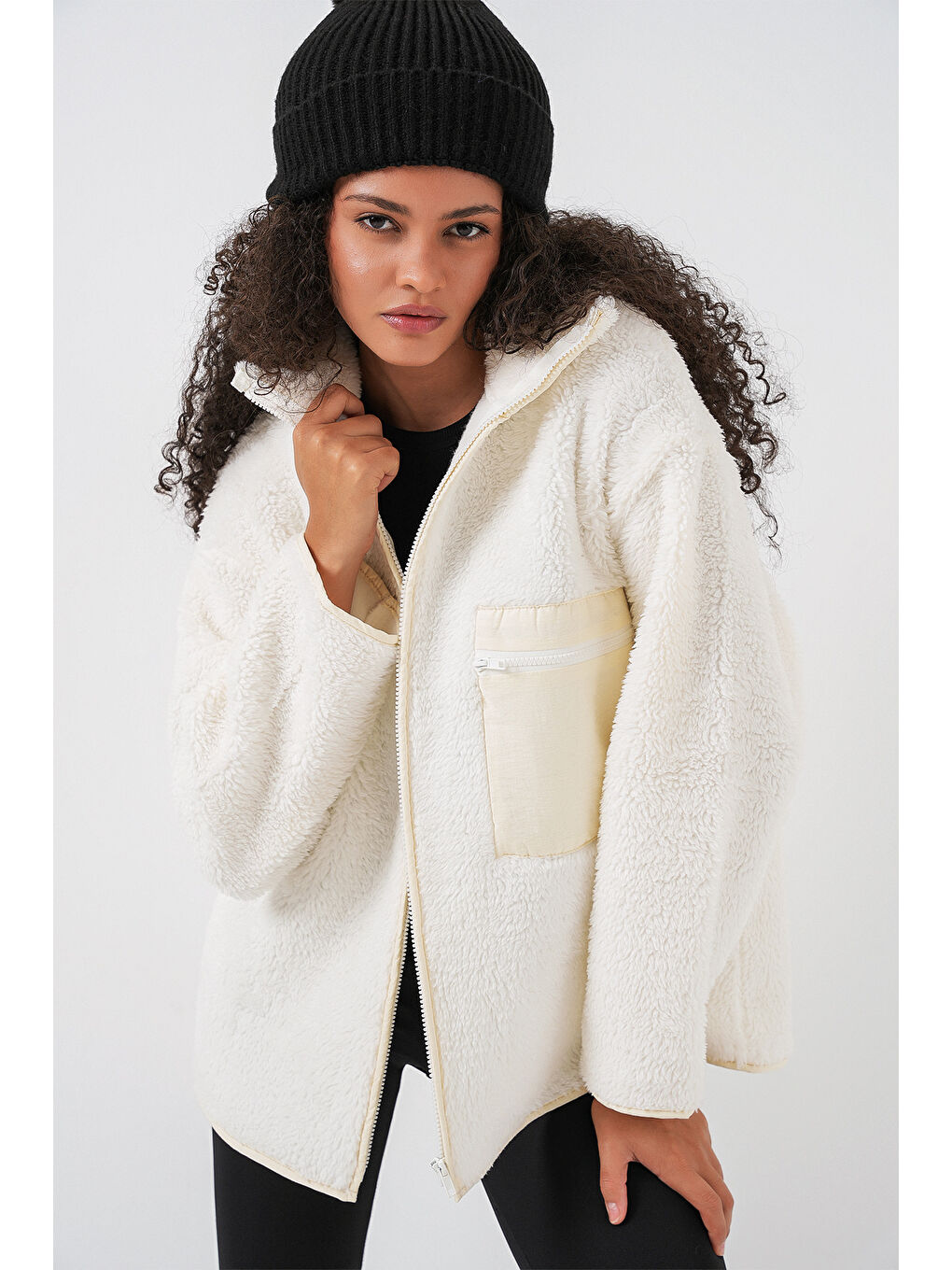 55446 Fermuarlı Oversize Pelüş Ceket   Bej-2