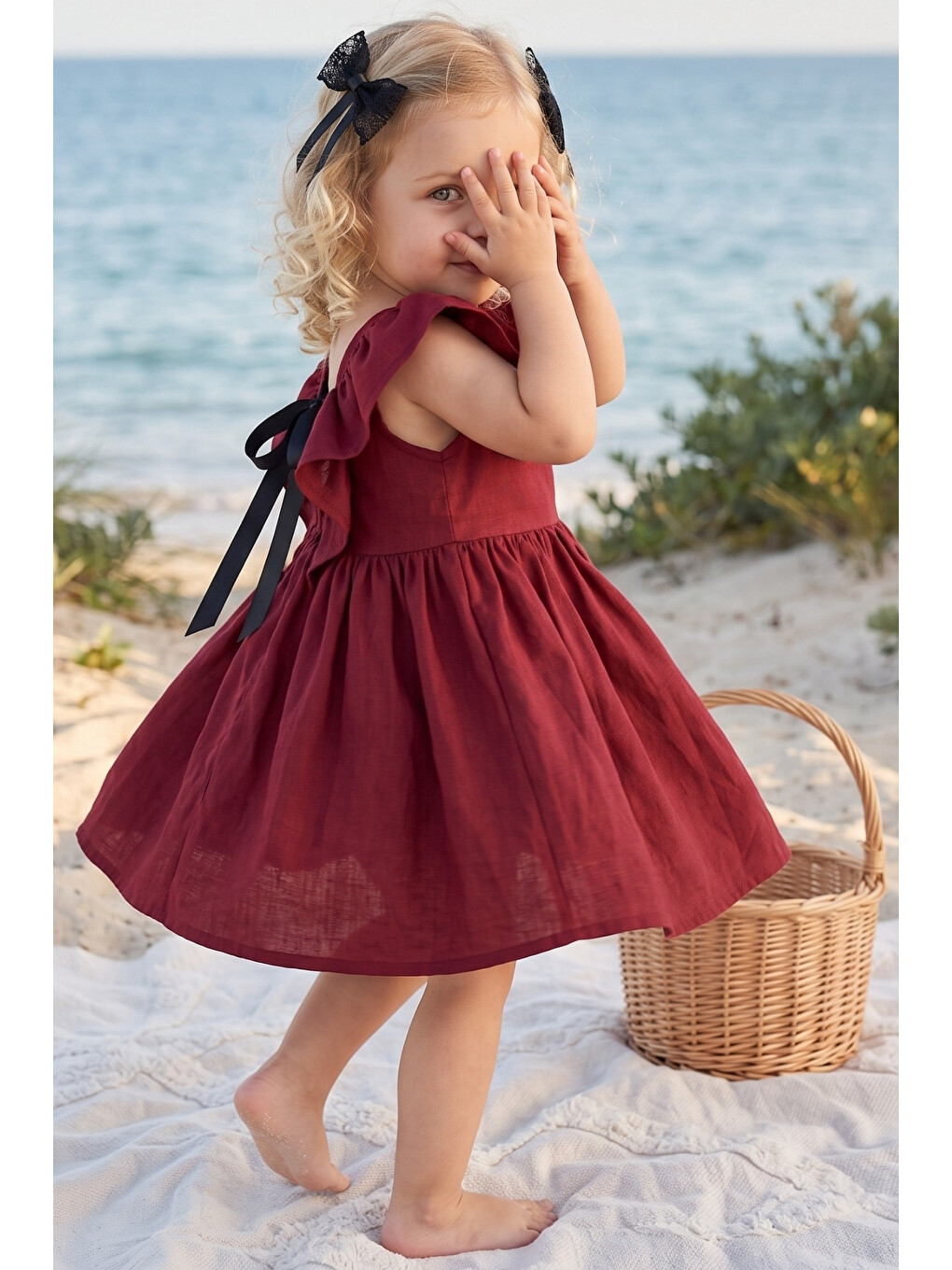 Kız Bebek Bordo Cherry Keten Fiyonklu Fırfırlı Elbise Toka Takım-4