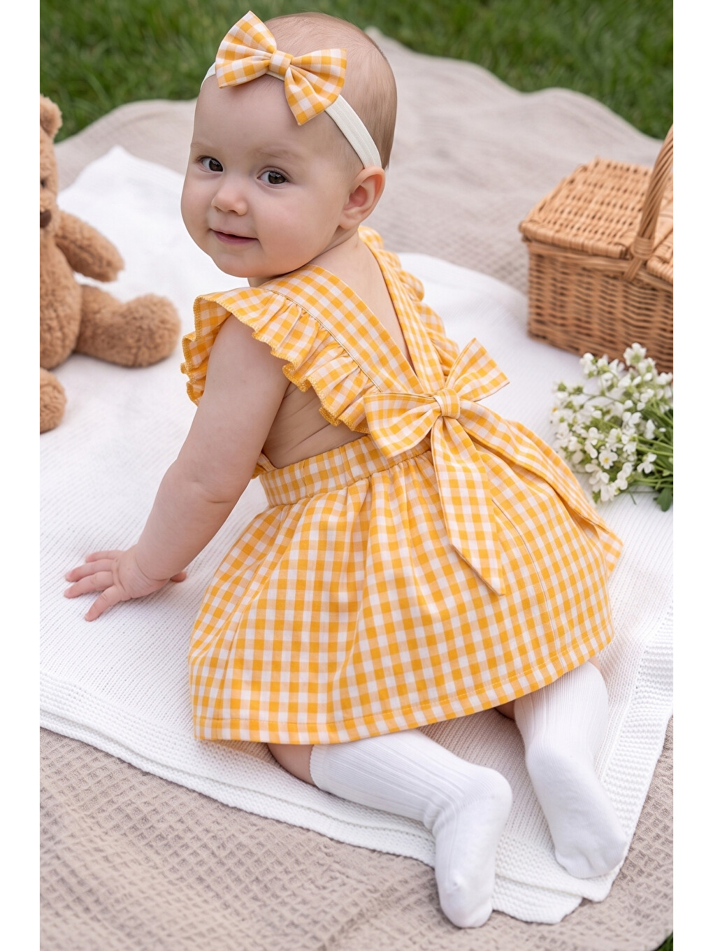 Kız Bebek Violetta Sarı Pötikareli Fırfırlı Bağlama Detaylı Elbise Bandana Takım-6
