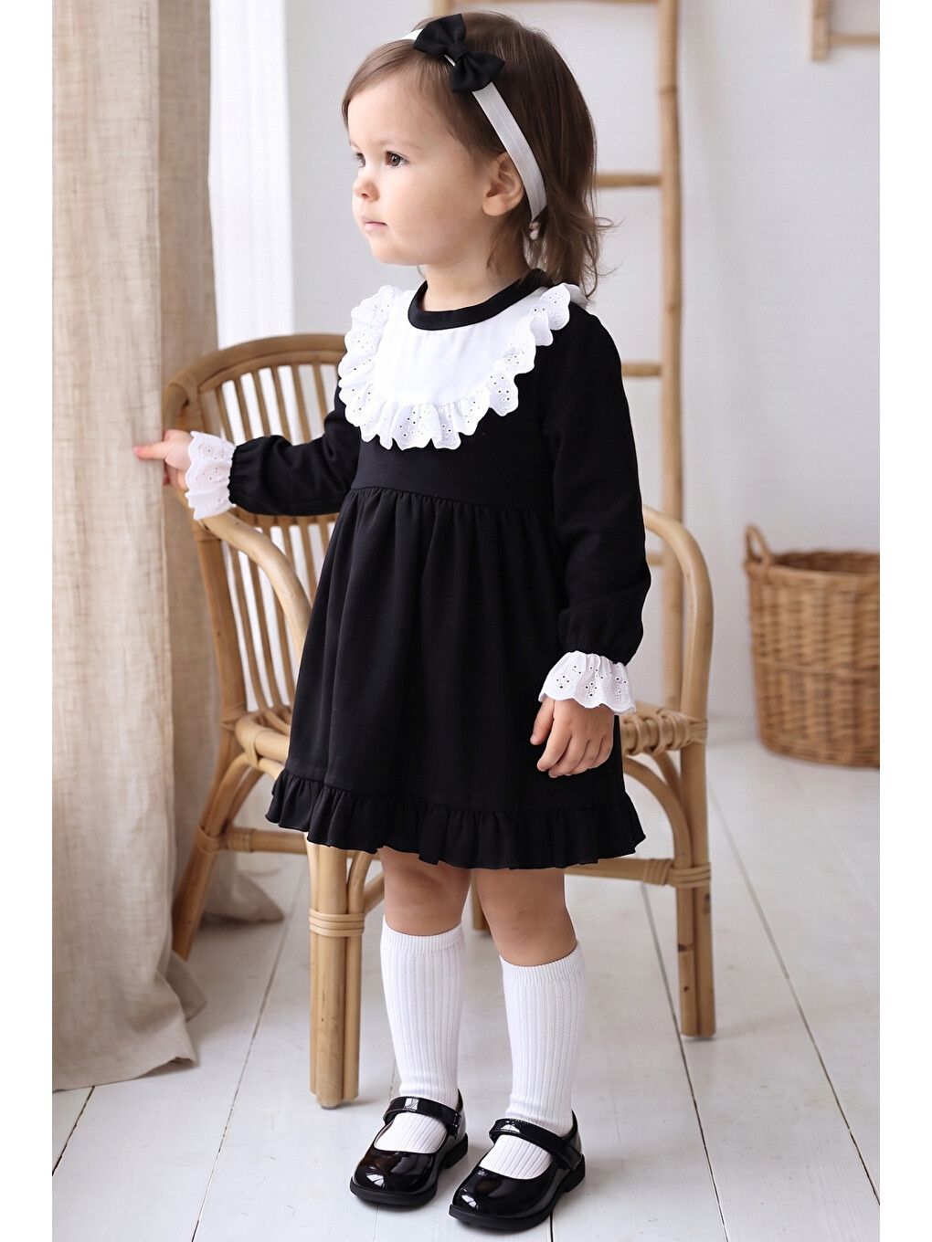 Beyaz Kız Bebek Ruby Siyah Uzun Kollu Dantel Detaylı Fırfırlı Elbise Bandana Takım-4