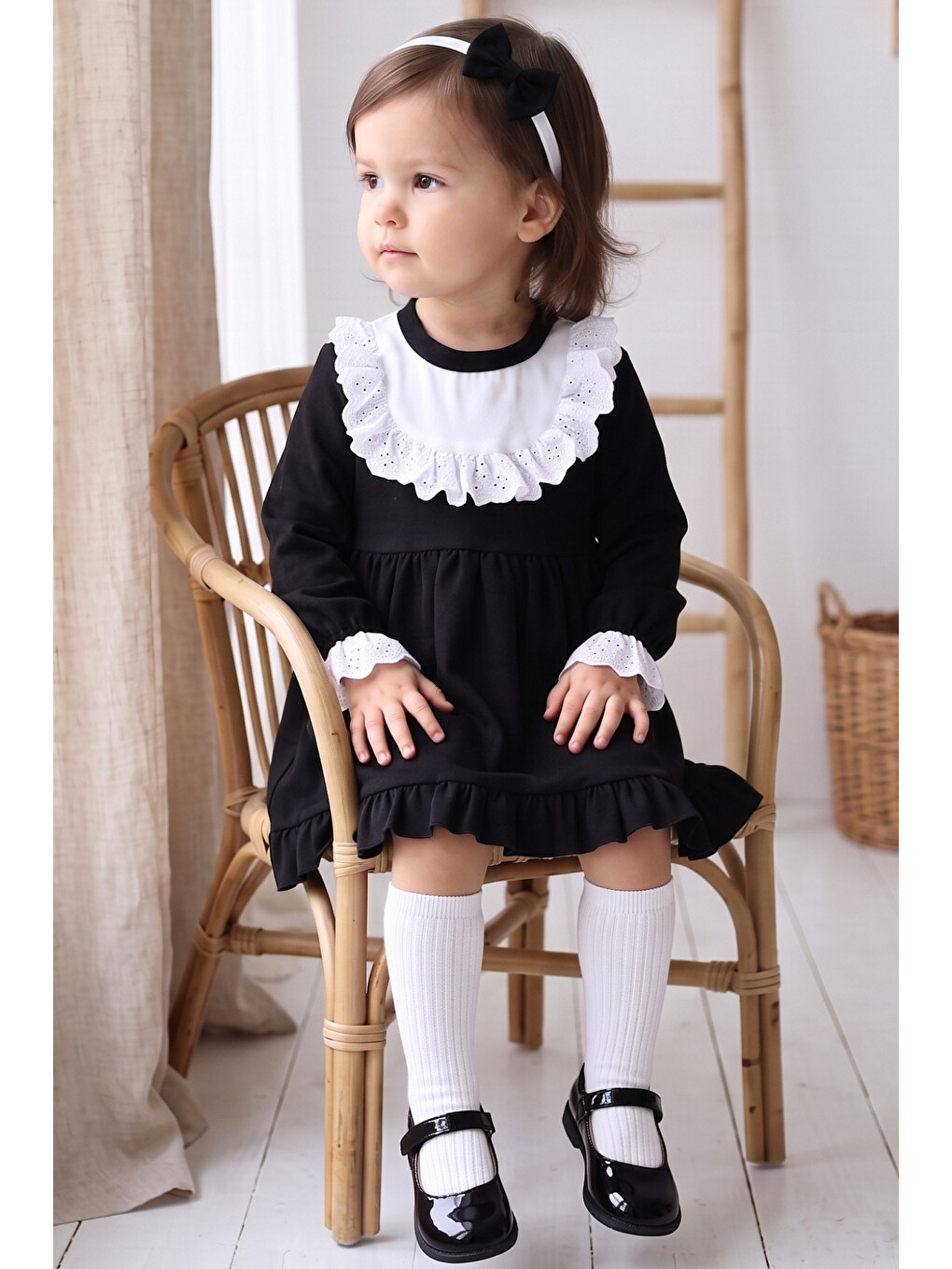 Beyaz Kız Bebek Ruby Siyah Uzun Kollu Dantel Detaylı Fırfırlı Elbise Bandana Takım-5