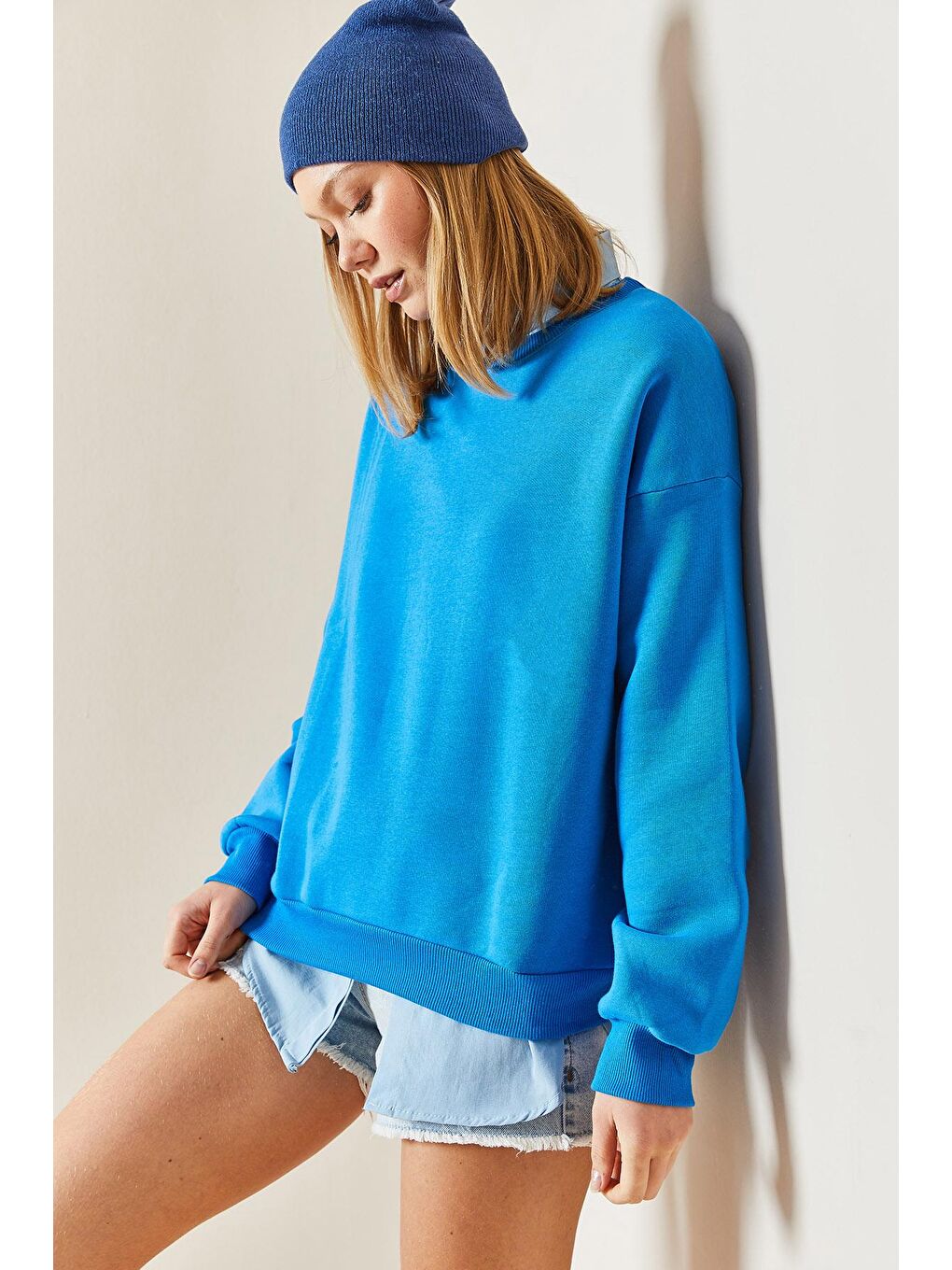 Turkuaz Bisiklet Yaka Şardonlu Oversize Sweatshirt 4KXK8-47743-13