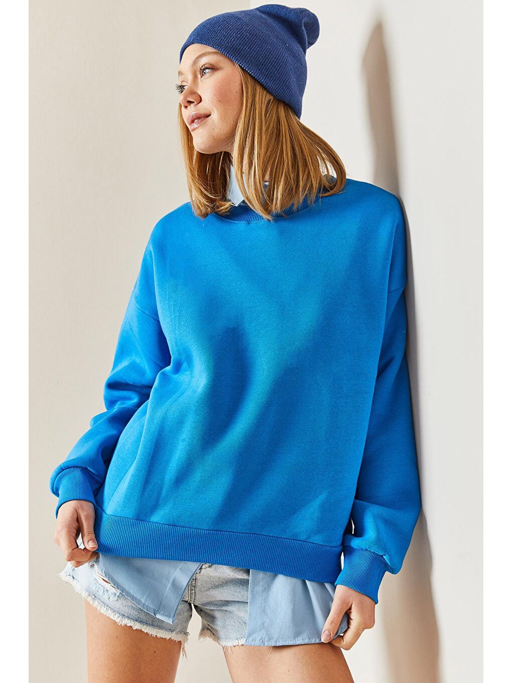 Turkuaz Bisiklet Yaka Şardonlu Oversize Sweatshirt 4KXK8-47743-13-4