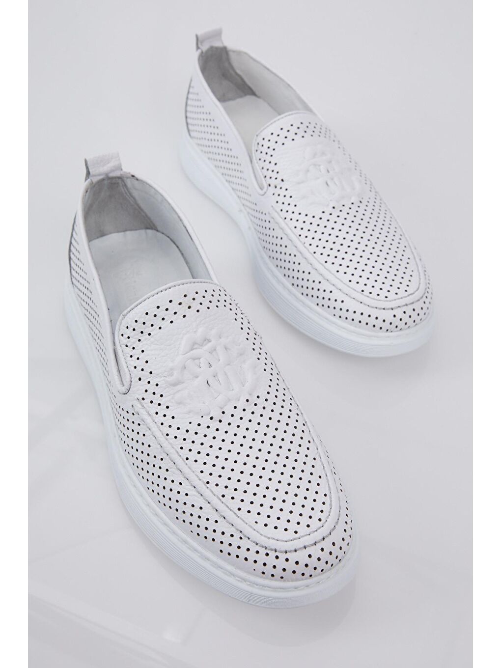 Erkek Beyaz Baskılı Rahat Kalıp Hakiki Deri Loafer