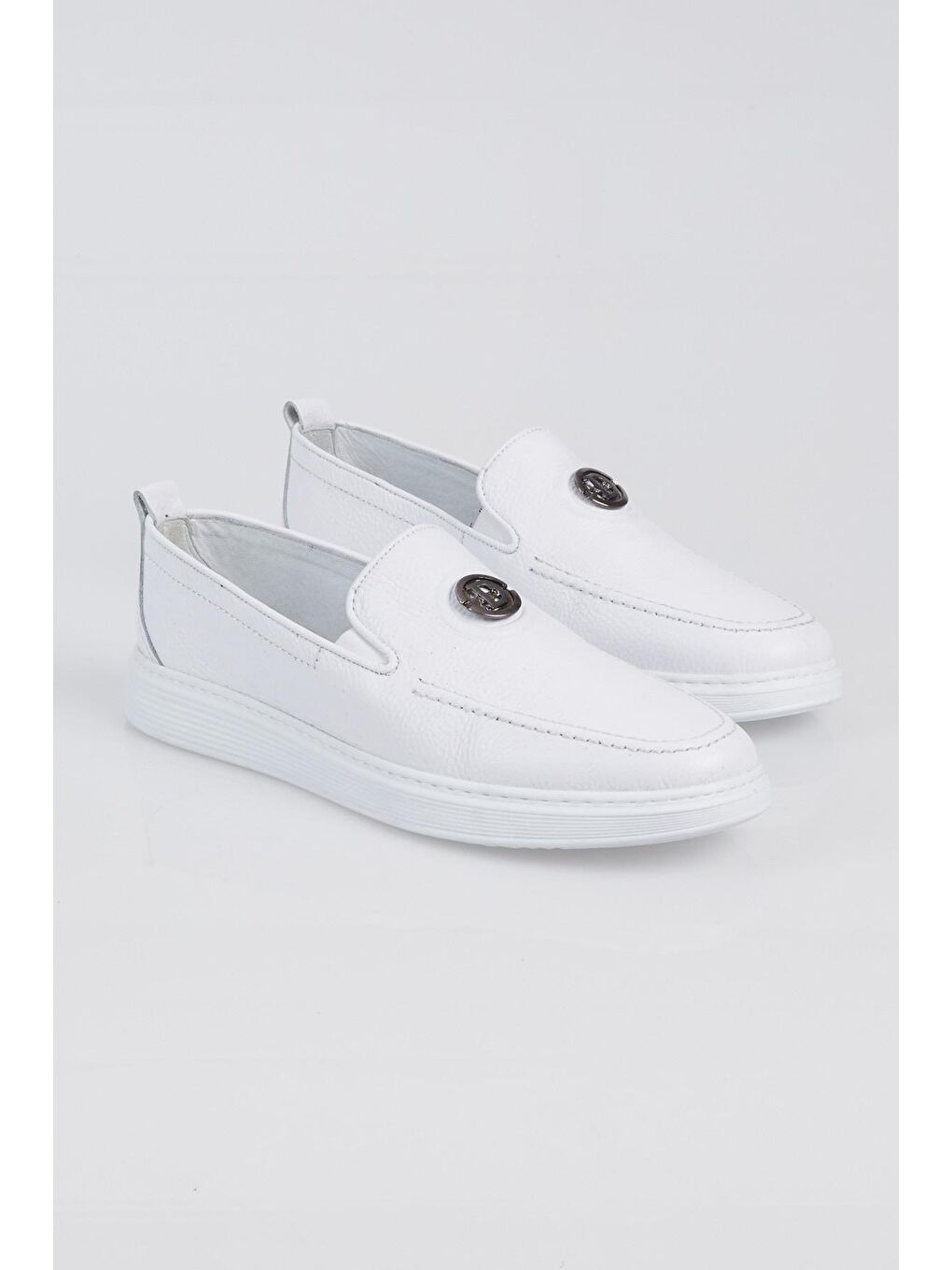 Erkek Beyaz Önü Toka Detaylı Rahat Kalıp Hakiki Deri Loafer-2