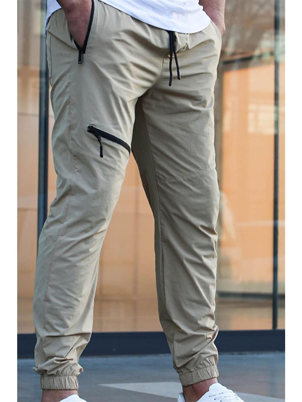 Bej Fermuar Detaylı Paraşüt Jogger Pantolon-1