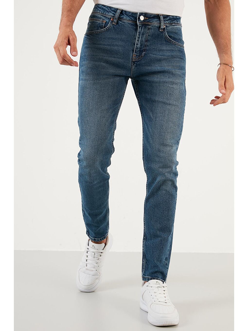 Mavi Pamuklu Yüksek Bel Slim Fit Boru Paça Jeans 3002G114TOKYO-2