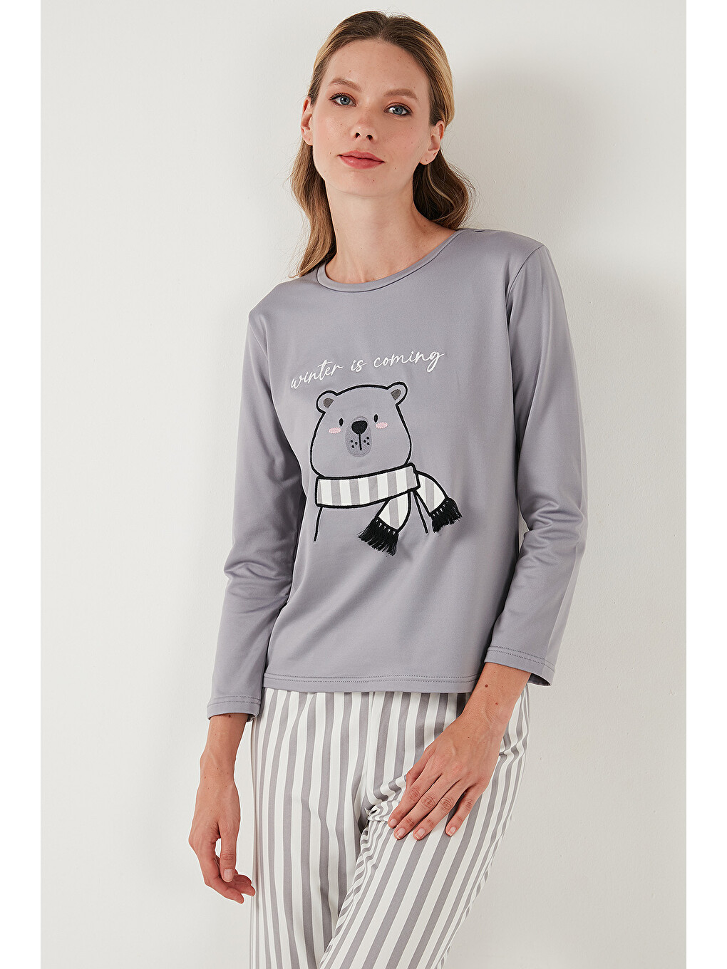 Gri Regular Fit Desenli Bisiklet Yaka Kadın Pijama Takımı 65719102-2