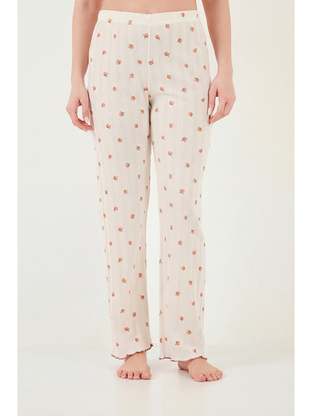 Ekru Pamuklu Regular Fit Bisiklet Yaka Kısa Kollu Desenli Rahat Pijama Takımı 65770753-5