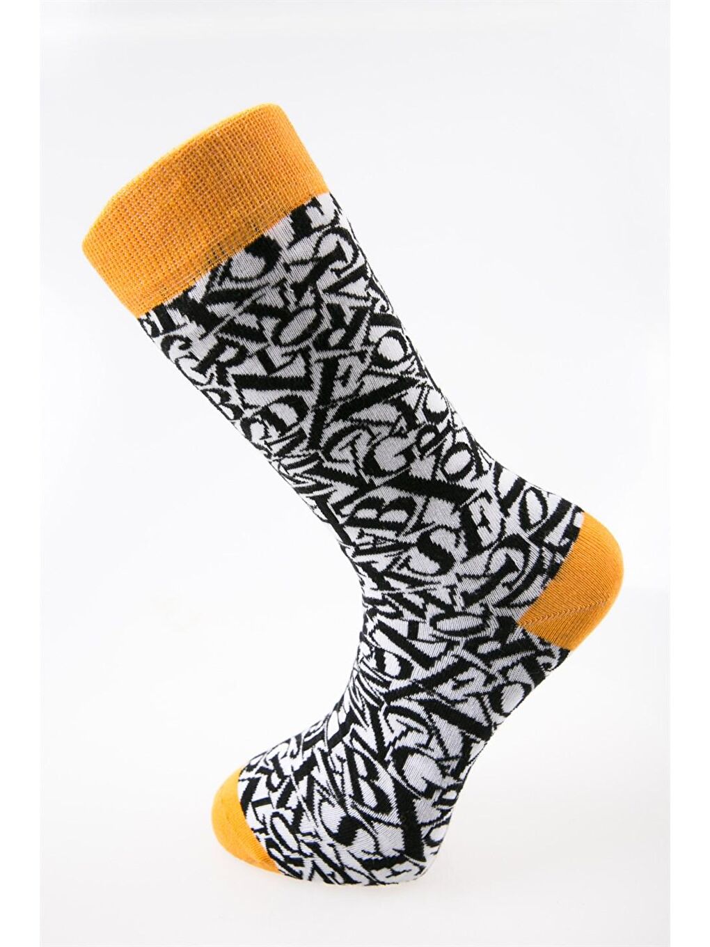 Sarı Alfabe Deseni Renkli Soket Çorap