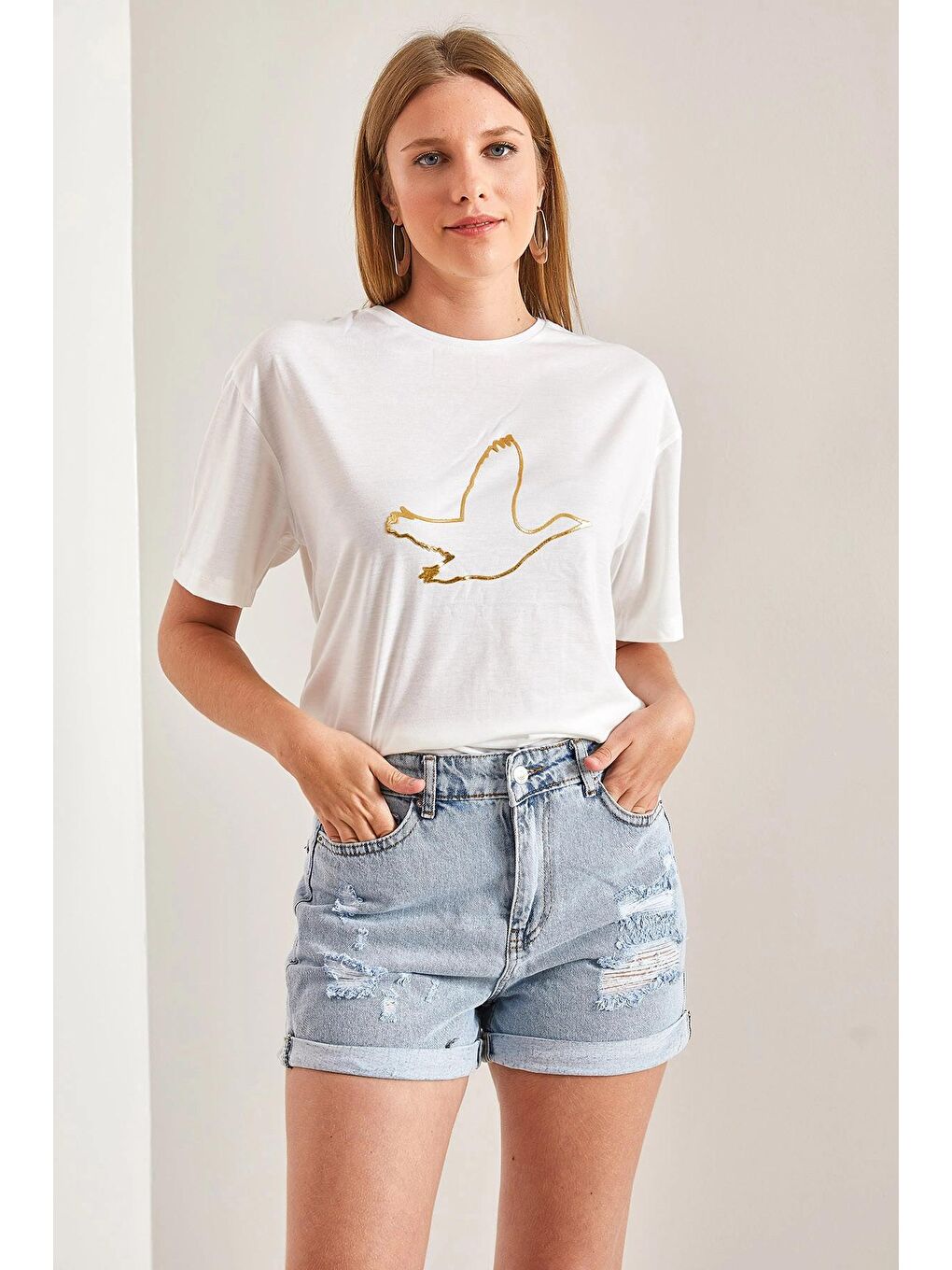 Mavi Kadın Yırtık Detaylı Jean Şort-4